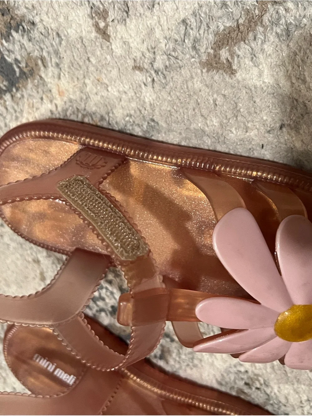 Mini Melissa Copper Jelly Sandals with Pink Daisy and Gold Center; girls 1